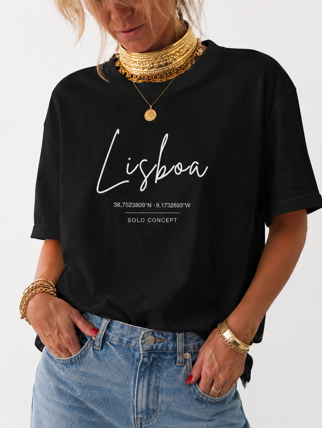 SOLO urban Latitude Black — Unisex T-Shirt Premium Cotton