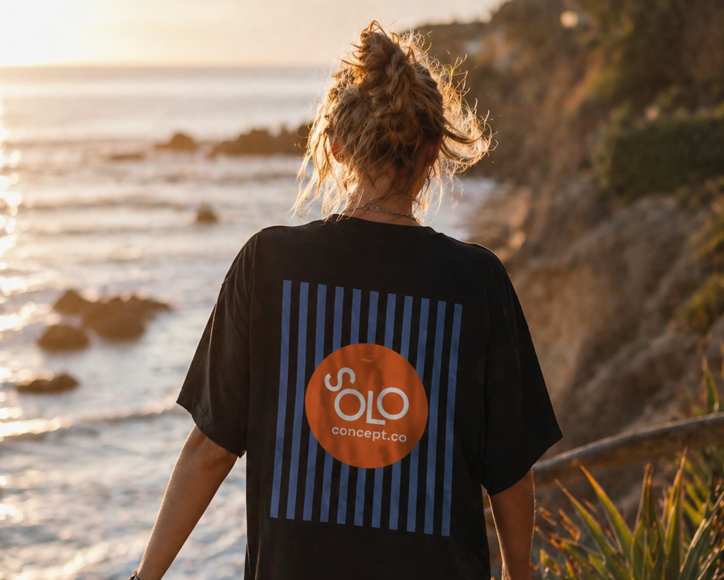 SOLO urban Graphic — Unisex T-Shirt Premium Cotton