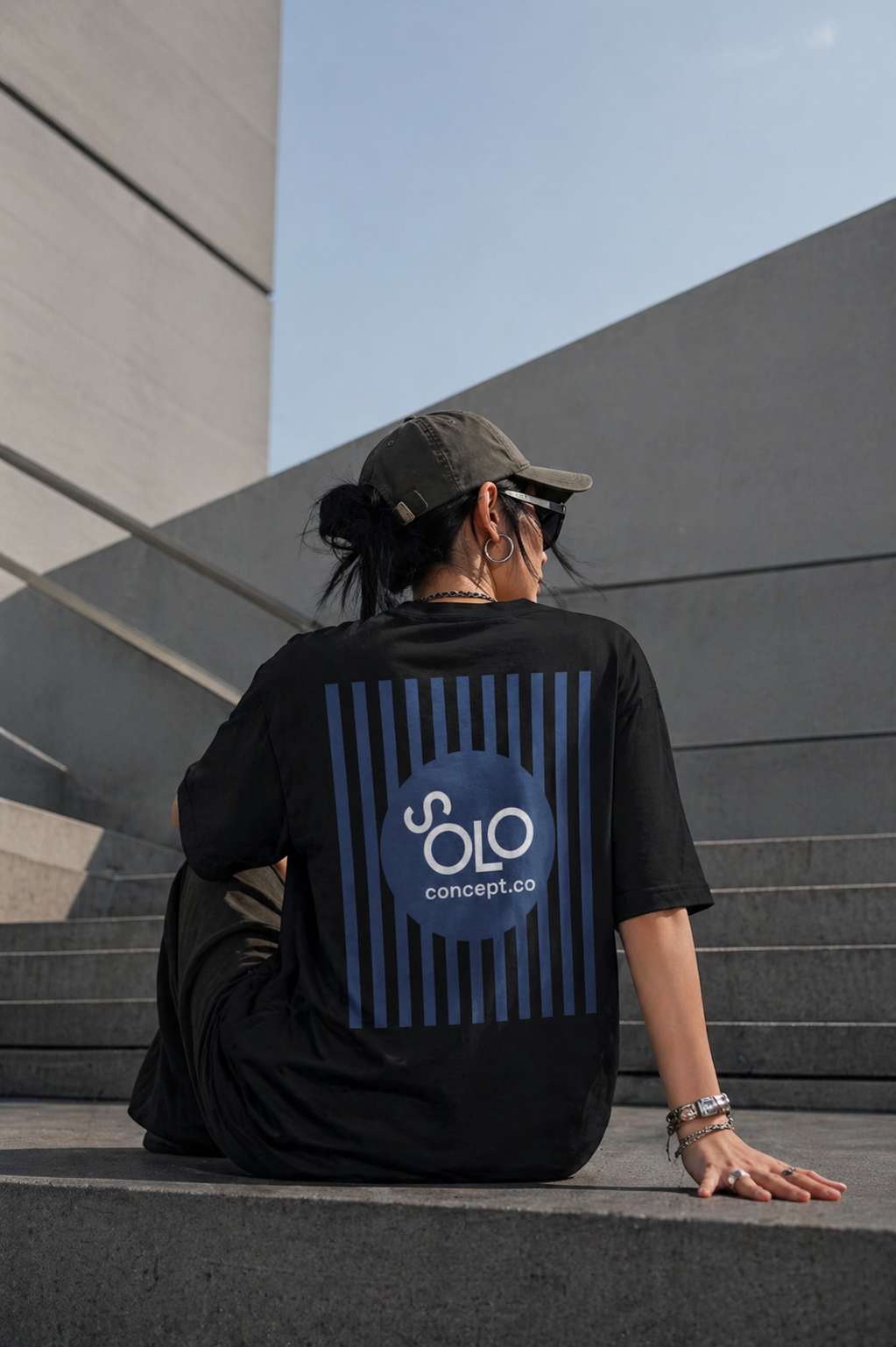 SOLO urban Navy — Unisex T-Shirt Premium Cotton